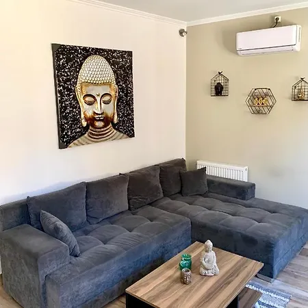Leo's Apartament